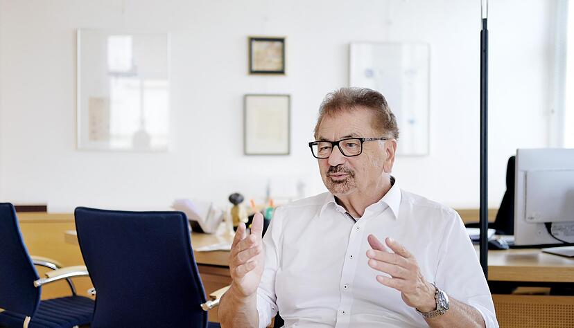 Im Kreistag ist Harry Brunnet noch bis 2019 aktiv. Aber im Ruhestand dauerbeschäftigt sein, das wolle er nicht, sagt Hardthausens Bürgermeister im Interview. Am Freitag wird er nach 40 Jahren offiziell verabschiedet.
Foto: Dennis Mugler Im Kreistag ist Harry Brunnet noch bis 2019 aktiv. Aber im Ruhestand dauerbeschäftigt sein, das wolle er nicht, sagt Hardthausens Bürgermeister im Interview. Am Freitag wird er nach 40 Jahren offiziell verabschiedet.
Foto: Dennis Mugler