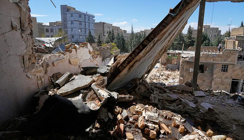 Die Angriffe der USA und Israels auf den Iran dauern an. Die Angriffe der USA und Israels auf den Iran dauern an.