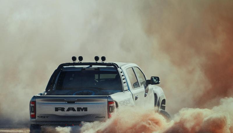 PS-starker Abenteurer fürs Gelände: Die Ram-Sportversion eignet sich auch für Offroad-Rennen.