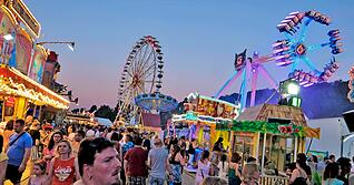 Der Wimpfener Talmarkt gehört schon seit Jahrhunderten zum Unterländer Festreigen, das Heilbronner Volksfest zumindest seit Generationen. Doch in Zeiten der Pandemie ist alles anders.
Foto. Archiv/Mugler Der Wimpfener Talmarkt gehört schon seit Jahrhunderten zum Unterländer Festreigen, das Heilbronner Volksfest zumindest seit Generationen. Doch in Zeiten der Pandemie ist alles anders.
Foto. Archiv/Mugler