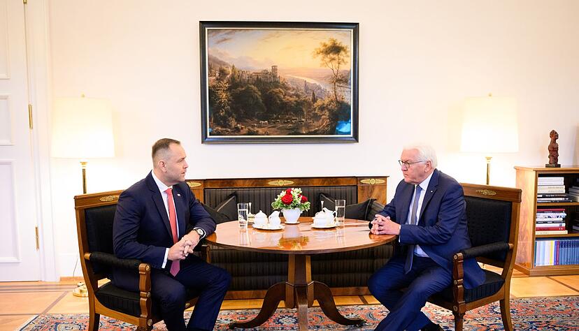 Bundespr&auml;sident Steinmeier lehnte im Gespr&auml;ch mit seinem polnischen Kollegen Nawrocki Reparartionsforderungen erneut ab