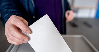 Der Wahlkampf vor der Landtagswahl in Baden-W&uuml;rttemberg blieb bis zuletzt spannend.