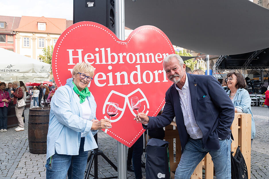 Das Heilbronner Weindorf lockt zahlreiche Besucher in die Innenstadt.