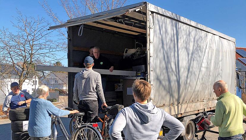 Die ETG hat aktuell zusammen mit der evangelisch-methodistischen Kirche Neuh&uuml;tten f&uuml;r einen Transport in die Ukraine gesammelt.
Foto: privat