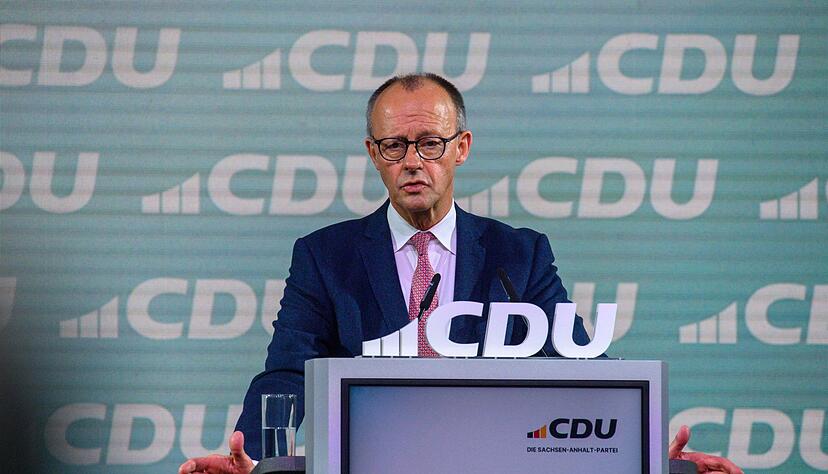 Bundeskanzler Friedrich Merz (CDU) betrachtet es als Gl&uuml;ck und Zufall, im Westen geboren und aufgewachsen zu sein.