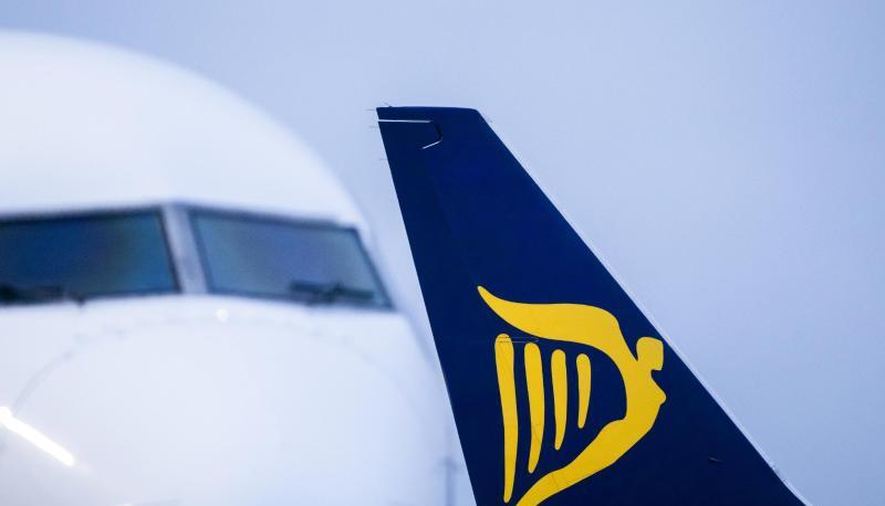 Flugzeuge der irischen Airline Ryanair. Die Fluggesellschaft streicht ihre Flugpläne zusammen.
