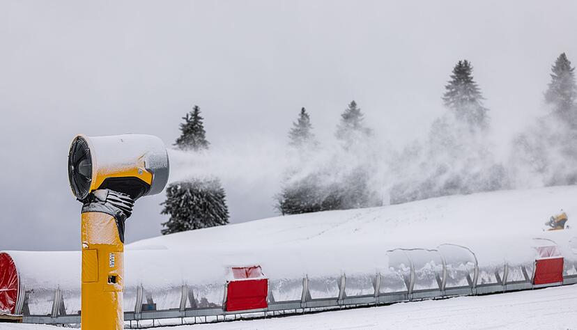 Das Skigebiet Feldberg will Ende November in die neue Saison starten. (Archivbild) Das Skigebiet Feldberg will Ende November in die neue Saison starten. (Archivbild)