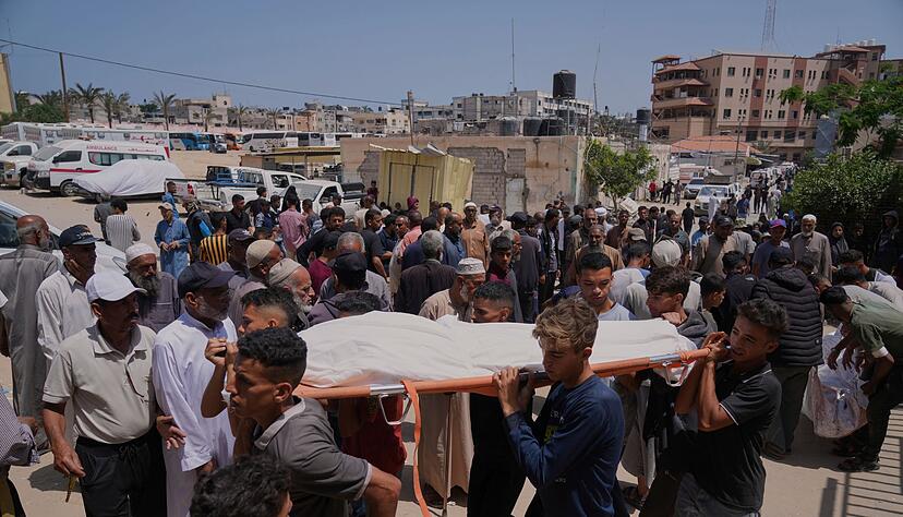 Hoffnungen auf eine Waffenruhe haben sich vorerst zerschlagen. Hoffnungen auf eine Waffenruhe haben sich vorerst zerschlagen.