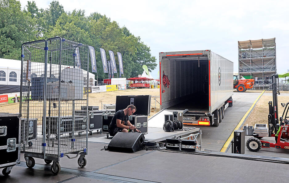 Dass Nico Santos seinen eigenen 42-Tonner mitbringt sei außergewöhnlich für den Haigern. Dass Nico Santos seinen eigenen 42-Tonner mitbringt sei außergewöhnlich für den Haigern.