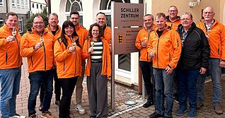 Die acht Rebenglühen-Betriebe waren beim Notar und haben eine Gesellschaft gegründet, um das publikumsstarke Event rechtssicher durchführen zu können und auch für künftige gemeinsame Aktivitäten gerüstet zu sein.