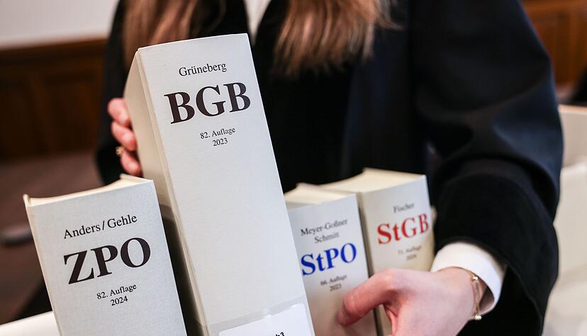 Die verurteilten Kriminellen sind in Baden-Württemberg weiterhin überwiegend Männer. (Archiv) Die verurteilten Kriminellen sind in Baden-Württemberg weiterhin überwiegend Männer. (Archiv)