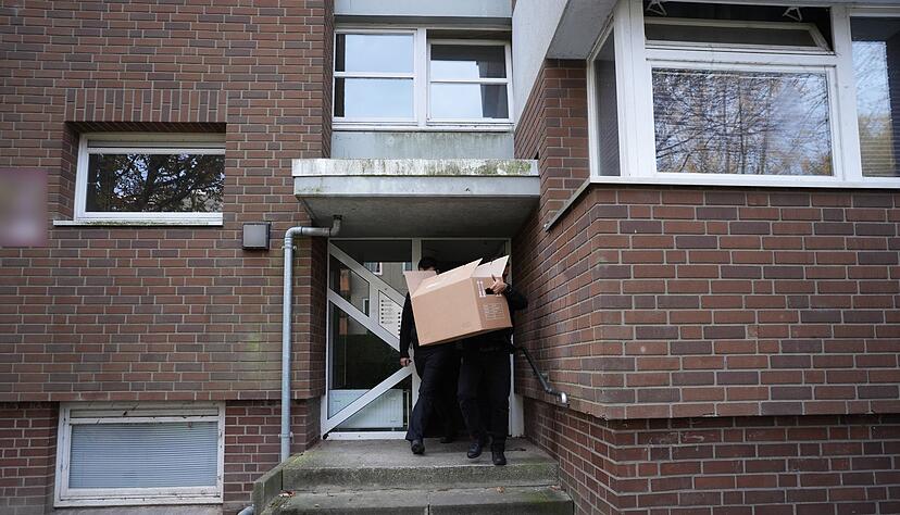 In Hamburg war Muslim Interaktiv präsent - nun schlug die Polizei zu. In Hamburg war Muslim Interaktiv präsent - nun schlug die Polizei zu.