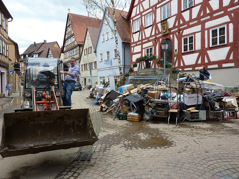 Aufräumarbeiten und Schäden in Niedernhall | 31.05.