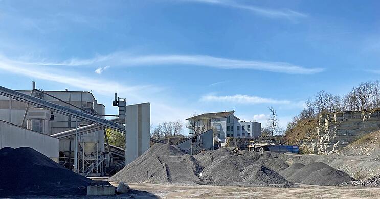 Pläne für den Weißlensburger Steinbruch: Kreislaufwirtschaft statt Muschelkalkabbau Pläne für den Weißlensburger Steinbruch: Kreislaufwirtschaft statt Muschelkalkabbau