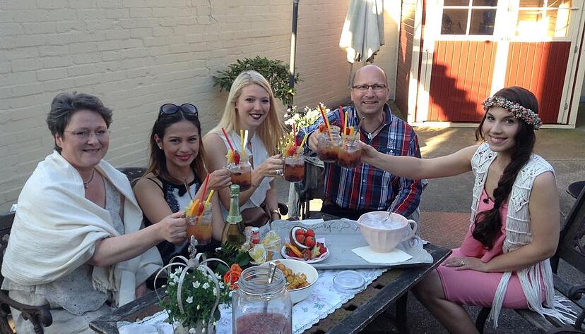 Die Lüneburger Runde, hier auf dem Bild, läuft noch bis Freitag um jeweils 19 Uhr bei Vox. Foto: Vox / ITV Studios Die Lüneburger Runde, hier auf dem Bild, läuft noch bis Freitag um jeweils 19 Uhr bei Vox. Foto: Vox / ITV Studios