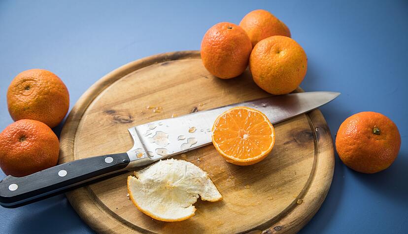Fazit: Die Fruchtst&uuml;cke gehen schnell und ohne weiteres Pellen ab, aber man verliert viel Fruchtsaft.