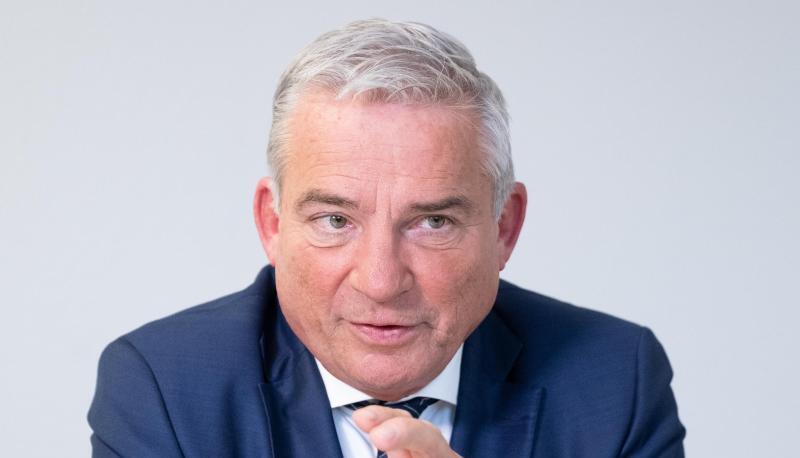 Thomas Strobel (CDU), Innenminister von Baden-Württemberg, auf einer Pressekonferenz.