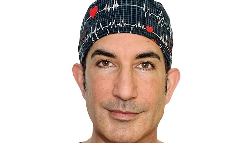 Afschin Fatemi ist Dermatologe in D&uuml;sseldorf.