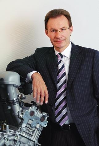 Nachfolger von Wiedeking bei der Porsche AG soll der bisherige Produktionsvorstand Michael Macht werden.