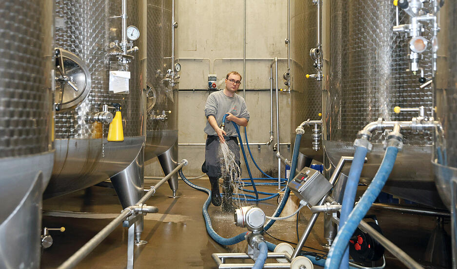 Saft-Produktion bei Beil Fruchtsäfte in Neckarsulm.