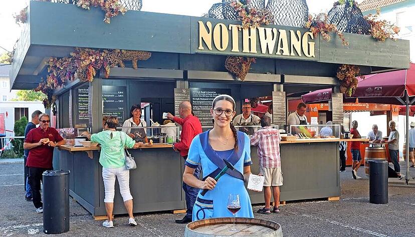 Der Käthchen-Sonderpreis für Gastronomie ging an die Bad Friedrichshaller Metzgerei Nothwang. Käthchen Enni Wielsch überreichte die Siegerplakette. Der Käthchen-Sonderpreis für Gastronomie ging an die Bad Friedrichshaller Metzgerei Nothwang. Käthchen Enni Wielsch überreichte die Siegerplakette.