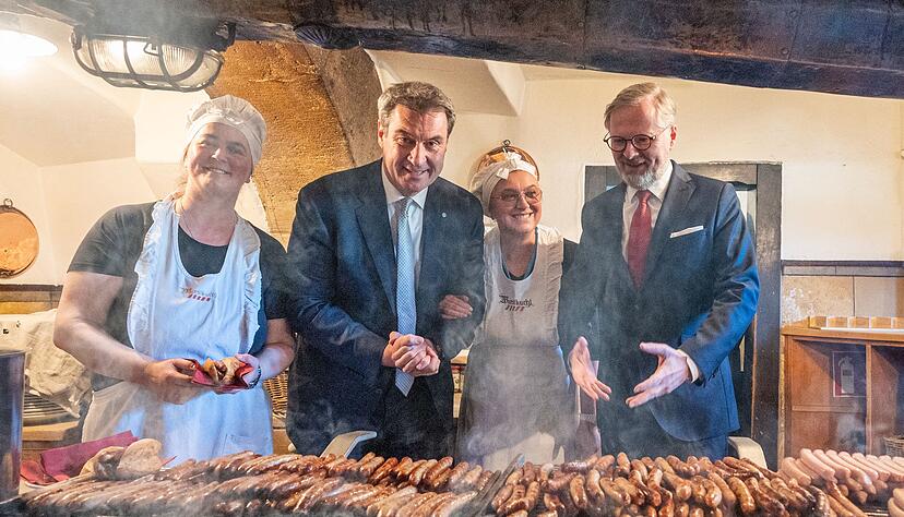 Die «Wurstkuchl» lockt nicht nur Bratwurstfan Markus Söder (CSU) an. (Archivbild) Die «Wurstkuchl» lockt nicht nur Bratwurstfan Markus Söder (CSU) an. (Archivbild)
