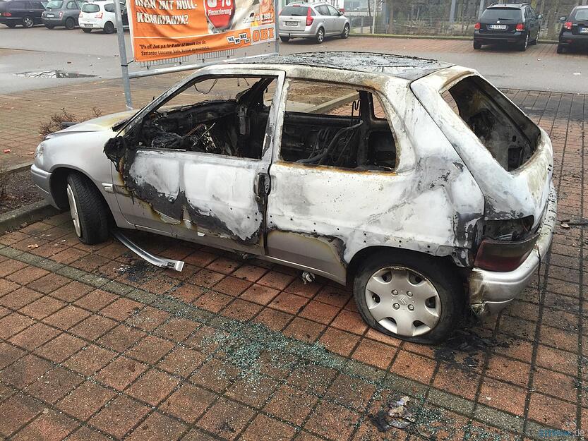 Ausgebranntes Auto Silvesternacht Heilbronn Ausgebranntes Auto Silvesternacht Heilbronn