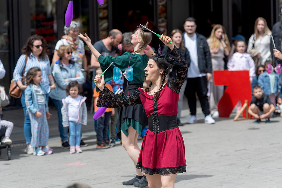 Beim Heilbronner Straßenkunstfestival ist am Samstag viel geboten. An sieben Spielorten in der Innenstadt zeigen die Künstler ihre Talente.