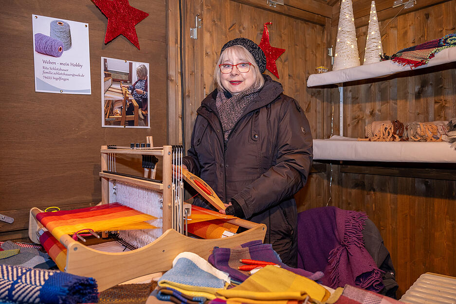 Sonntags startet das weihnachtliche Treiben in Öhringen ebenfalls um 12 Uhr, wird aber zwei Stunden früher beendet, um 20 Uhr.