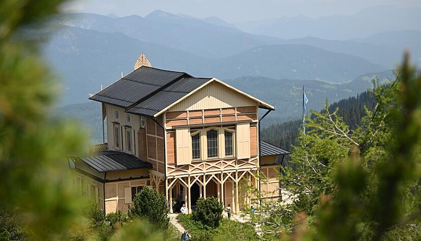 Die K&ouml;nigsschl&ouml;sser sind eine Touristenattraktion. (Archivbild)