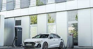 Modelle wie der A5 aus Neckarsulm, den es auch als Plug-in-Hybrid gibt, haben den Audi-Absatz in Deutschland im November Rückenwind gegeben.