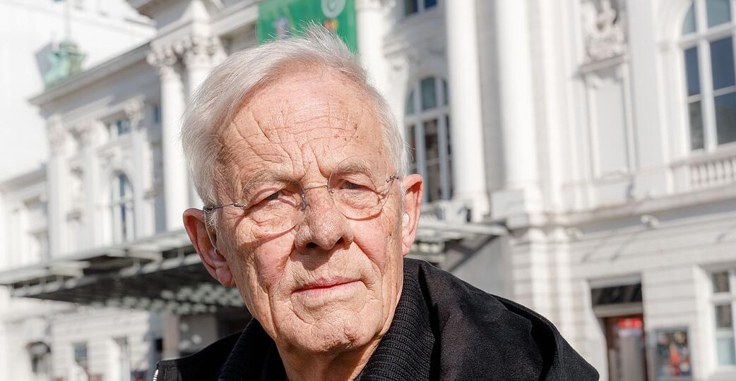 Am 7. Januar wird es eine Trauerfeier für Rolf Becker in der Dreieinigkeitskirche in St. Georg geben. (Archivfoto) Am 7. Januar wird es eine Trauerfeier für Rolf Becker in der Dreieinigkeitskirche in St. Georg geben. (Archivfoto)