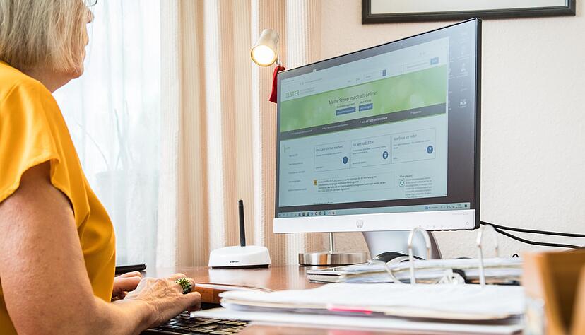 Muss ich oder muss ich nicht? Gerade bei Rentnerinnen und Rentnern ist die Unsicherheit darüber, ob eine Steuererklärung abgegeben werden muss, oft groß. Muss ich oder muss ich nicht? Gerade bei Rentnerinnen und Rentnern ist die Unsicherheit darüber, ob eine Steuererklärung abgegeben werden muss, oft groß.
