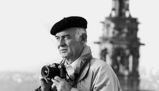 Zusammengestellt von Archiv und Dokumentation der Heilbronner Stimme 

Seit 1950 begleitet Hermann Eisenmenger das regionale Zeitgeschehen als erster Pressefotograf der Heilbronner Stimme. Mit diesem Auszug aus seinem fotografischen Nachlass zeigen wir bemerkenswerte Bildmotive der letzten 40 Jahre.