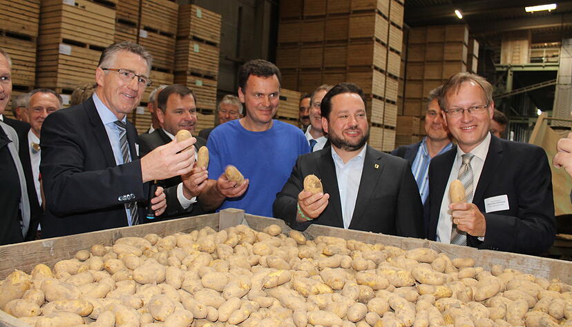 Kartoffeln sind das Hauptprodukt der Firma Wild aus Eppingen. Das Unternehmen ist regionaler Marktführer.
Foto: Archiv/Boxheimer Kartoffeln sind das Hauptprodukt der Firma Wild aus Eppingen. Das Unternehmen ist regionaler Marktführer.
Foto: Archiv/Boxheimer