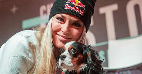 Skirennfahrerin Lindsey Vonn trauert um ihre gestorbene Hündin Lucy. Skirennfahrerin Lindsey Vonn trauert um ihre gestorbene Hündin Lucy.