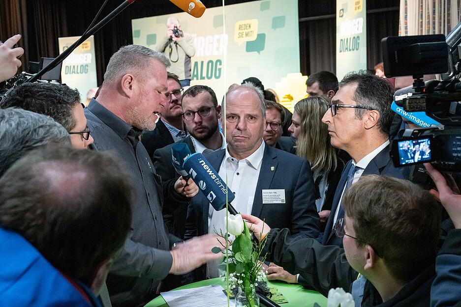 Bürgerforum der Grünen mit Ministerpäsident Winfried Kretschmann und Minister Cem Özdemir