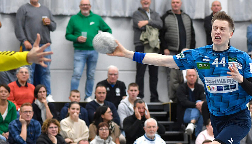 Beim Auswärtsspiel in Schwetzingen erzielte Yannik Starz seine Saisontore 47 bis 59. Damit ist der 23-Jährige unter den Top zehn der Liga. Beim Auswärtsspiel in Schwetzingen erzielte Yannik Starz seine Saisontore 47 bis 59. Damit ist der 23-Jährige unter den Top zehn der Liga.