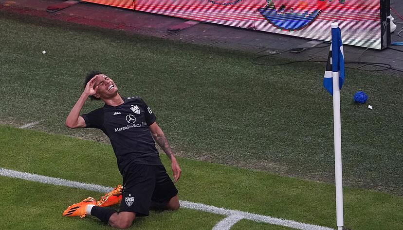 Stuttgarts Enzo Millot bejubelt sein 2:1 vor der Fankurve des HSV. Dies sorgte für Ärger. Stuttgarts Enzo Millot bejubelt sein 2:1 vor der Fankurve des HSV. Dies sorgte für Ärger.