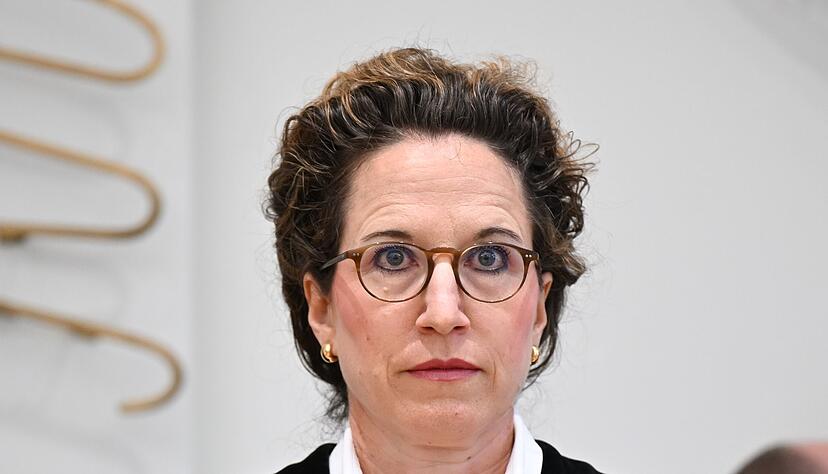 Richterin Eva-Marie Distler hatte scharfe Kritik am DFB geübt.