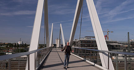 In Heilbronn wurde am Donnerstagvormittag die Buga-Brücke freigegeben. In Heilbronn wurde am Donnerstagvormittag die Buga-Brücke freigegeben.