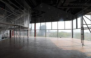 Eine noch leere Themenwelt: Rundum haben Besucher hier einen weiten Ausblick auf die Stadt.