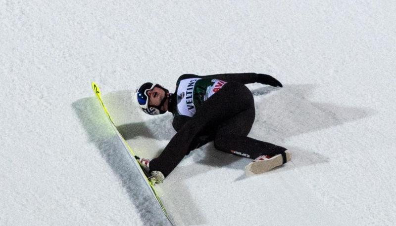 War in Klingenthal schwer gestürzt: Thomas Aasen Markeng. War in Klingenthal schwer gestürzt: Thomas Aasen Markeng.