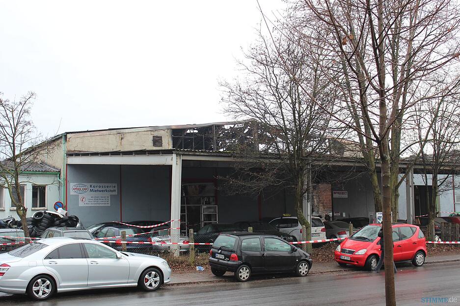 Millionenschaden bei Hallenbrand in Heilbronn