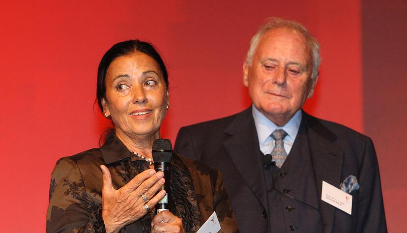 Die Frau an Reinhold Würths Seite: Carmen Würth beim Empfang zum 75. Geburtstag ihres Mannes im April 2010.