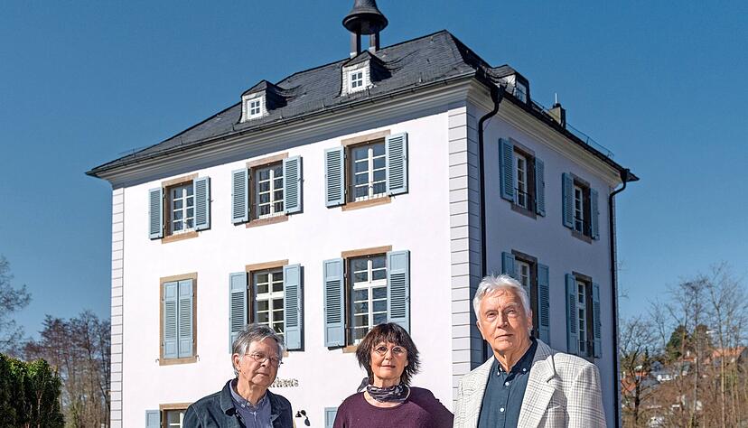 Fordern den Abzug von US-Atomwaffen und das Ende der nuklearen Teilhabe: Alfred Huber (links), Susanne Huber und Wolf Theilacker vom Friedensrat Heilbronn. Ihren Protestbrief stellte die Initiative im Trappenseeschlösschen vor.