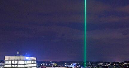 Mit diesem spektakulären Laser sorgte Trumpf zum 100. Firmengeburtstag nicht nur in Ditzingen für große Aufmerksamkeit, sonder auch weit darüber hinaus. 
Foto: Trumpf