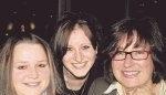 Geselliger Frauenabend: Bettina Ruck, Beate Fuchs und Christina Beyrer (von links) lassen den Tag ausklingen.