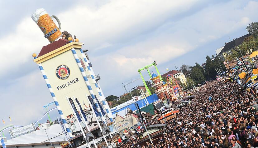Das Gelände wurde vorübergehend wegen Überfüllung geschlossen. Das Gelände wurde vorübergehend wegen Überfüllung geschlossen.