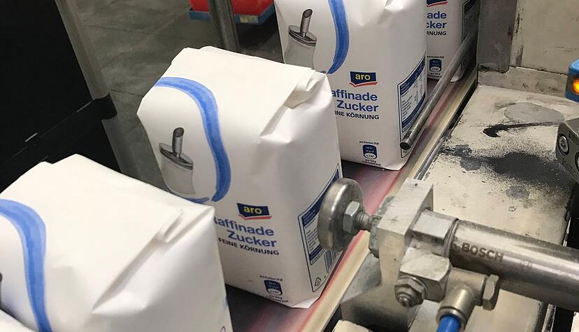 In Offenau wird Haushaltszucker in Kilopäckchen abgefüllt. In Offenau wird Haushaltszucker in Kilopäckchen abgefüllt.